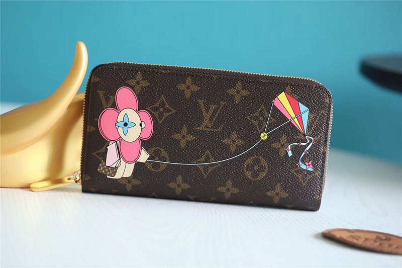 Franco Shops - Louis Vuittons  - 9222