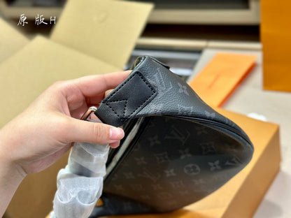 Franco Shops - Louis Vuittons  - 15039