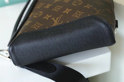 Franco Shops - Louis Vuittons  - 9950