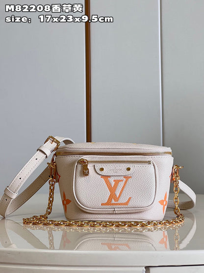 Franco Shops - Louis Vuittons  - 15343