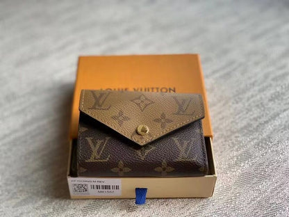 Franco Shops - Louis Vuittons  - 15765