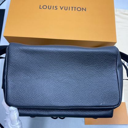 Franco Shops - Louis Vuittons  - 9664
