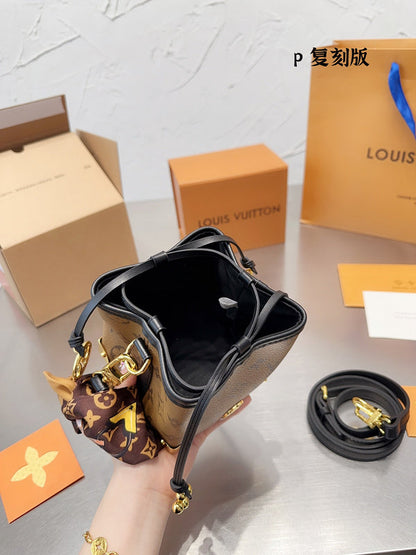 Franco Shops - Louis Vuittons  - 14944