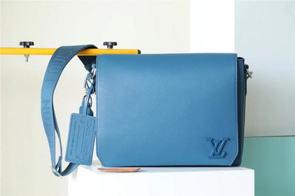 Franco Shops - Louis Vuittons  - 10033