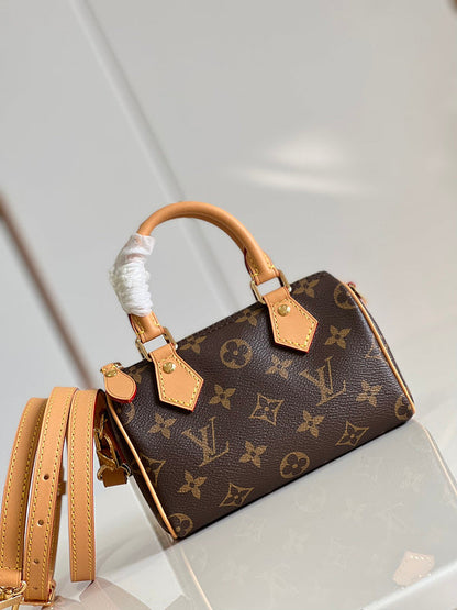 Franco Shops - Louis Vuittons  - 15508