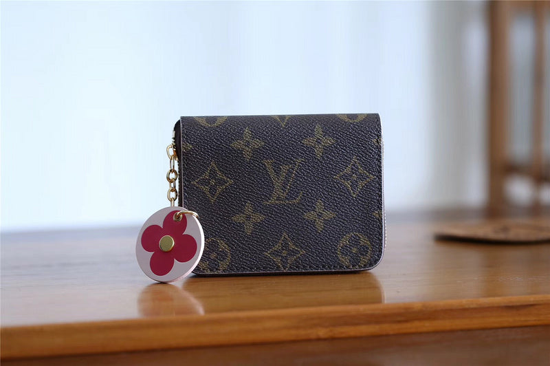 Franco Shops - Louis Vuittons  - 9296