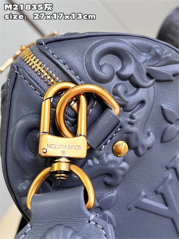 Franco Shops - Louis Vuittons  - 15373