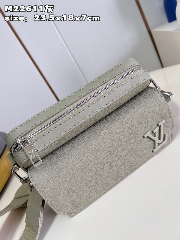 Franco Shops - Louis Vuittons  - 15296