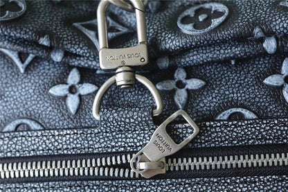 Franco Shops - Louis Vuittons  - 9590
