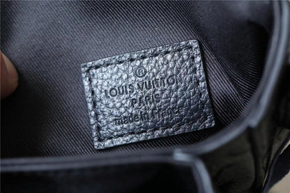 Franco Shops - Louis Vuittons  - 10084