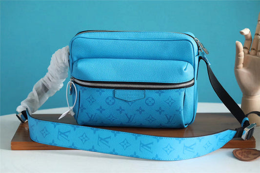 Franco Shops - Louis Vuittons  - 10202