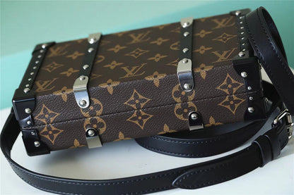 Franco Shops - Louis Vuittons  - 9936