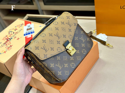 Franco Shops - Louis Vuittons  - 15033