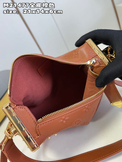 Franco Shops - Louis Vuittons  - 15334