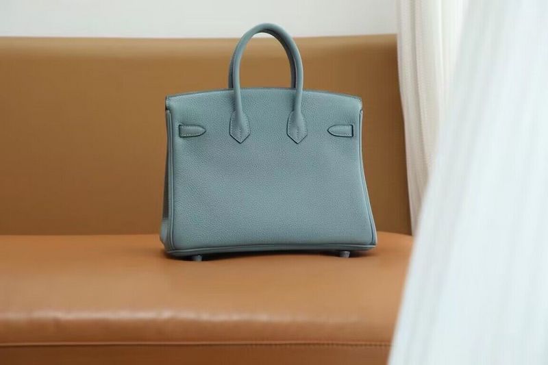 Franco Shops - Louis Vuittons  - 15327