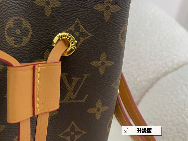 Franco Shops - Louis Vuittons  - 15076