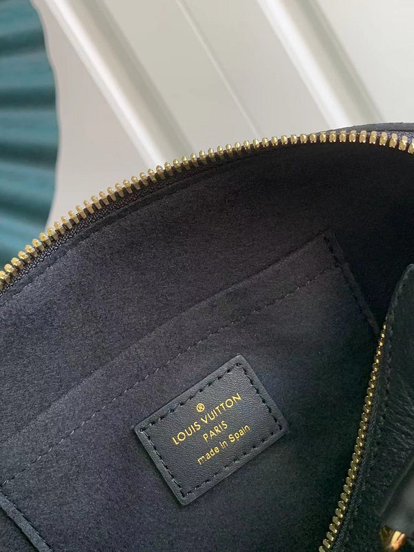 Franco Shops - Louis Vuittons  - 15285
