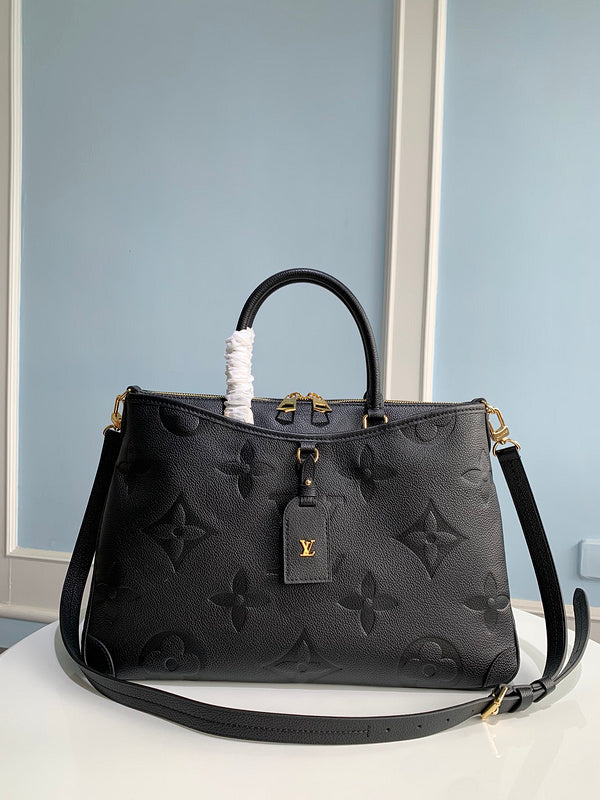 Franco Shops - Louis Vuittons  - 15409