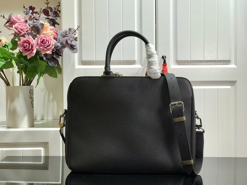 Franco Shops - Louis Vuittons  - 9831