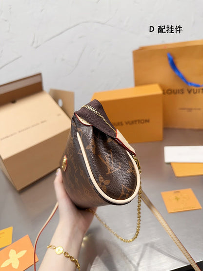 Franco Shops - Louis Vuittons  - 15083