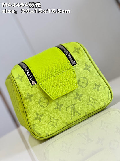 Franco Shops - Louis Vuittons  - 15484