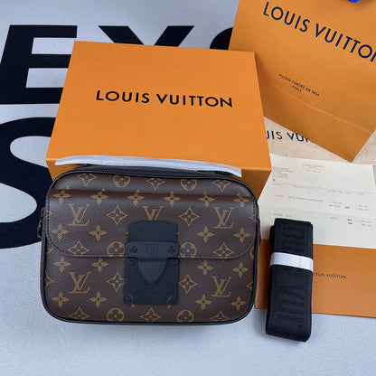 Franco Shops - Louis Vuittons  - 10094