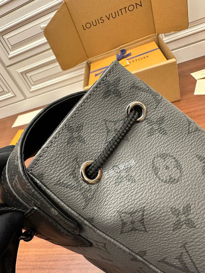 Franco Shops - Louis Vuittons  - 15482