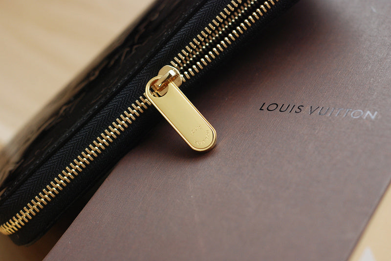 Franco Shops - Louis Vuittons  - 9408