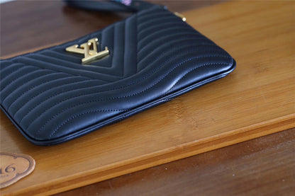 Franco Shops - Louis Vuittons  - 9351