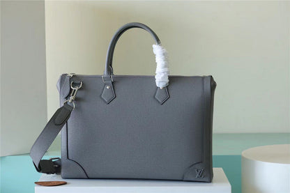 Franco Shops - Louis Vuittons  - 9796