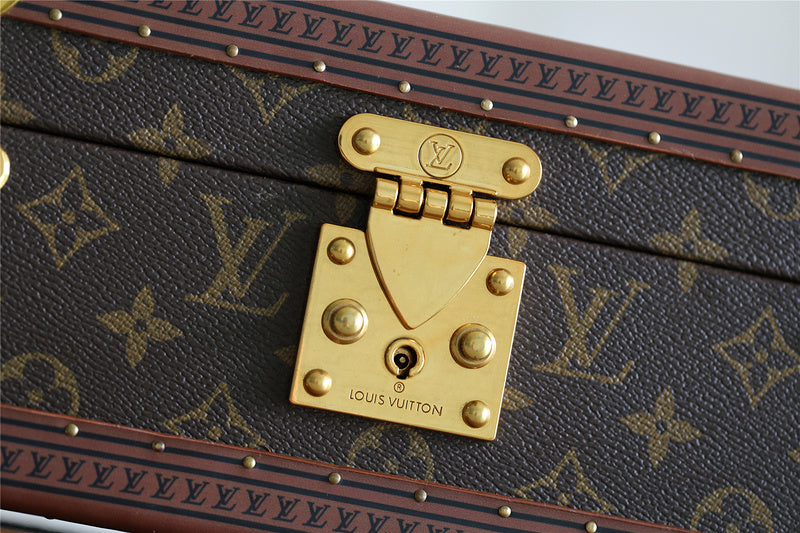 Franco Shops - Louis Vuittons  - 9537