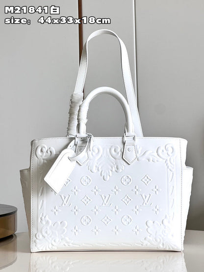 Franco Shops - Louis Vuittons  - 15478