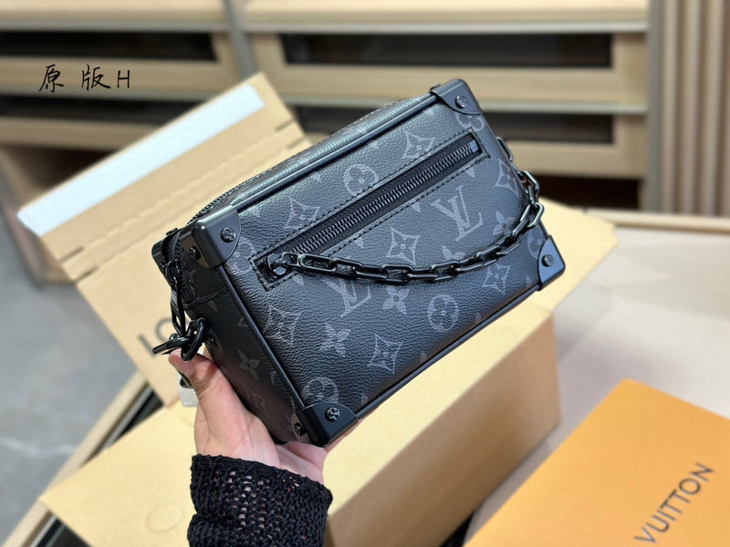 Franco Shops - Louis Vuittons  - 14988