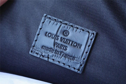 Franco Shops - Louis Vuittons  - 10211