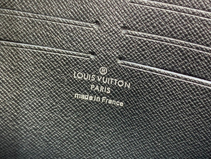 Franco Shops - Louis Vuittons  - 15225