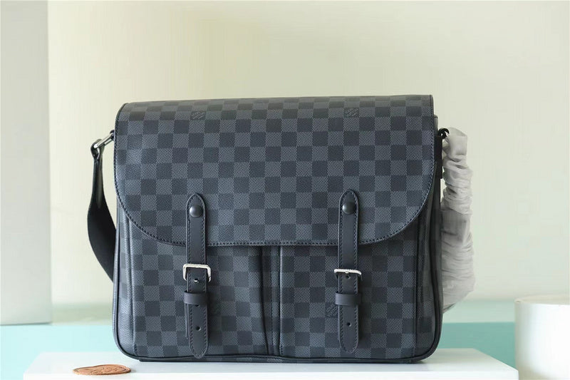 Franco Shops - Louis Vuittons  - 9956