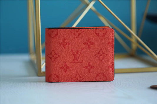 Franco Shops - Louis Vuittons  - 9214