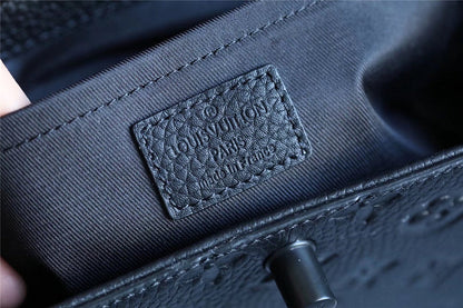 Franco Shops - Louis Vuittons  - 10107