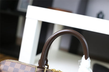 Franco Shops - Louis Vuittons  - 9873