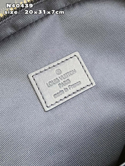 Franco Shops - Louis Vuittons  - 15471