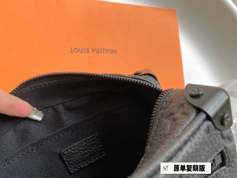 Franco Shops - Louis Vuittons  - 14938