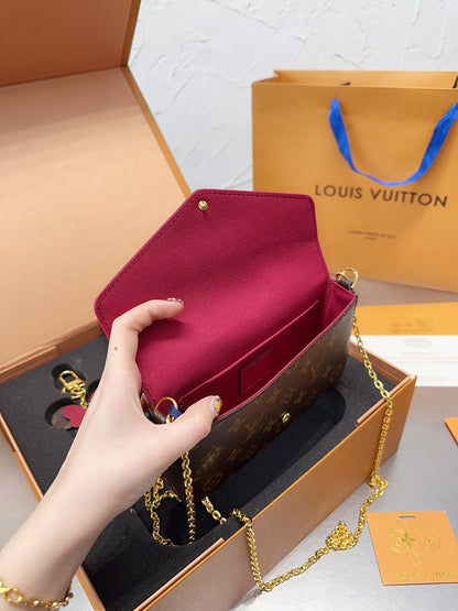Franco Shops - Louis Vuittons  - 15022