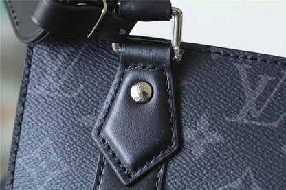 Franco Shops - Louis Vuittons  - 10025