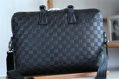 Franco Shops - Louis Vuittons  - 9832