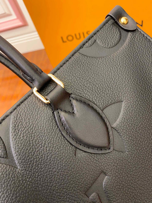 Franco Shops - Louis Vuittons  - 15511
