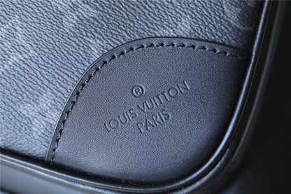Franco Shops - Louis Vuittons  - 9611