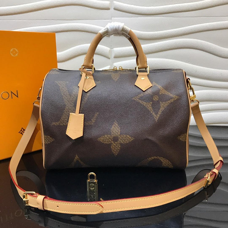 Franco Shops - Louis Vuittons  - 15522