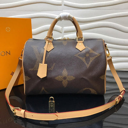 Franco Shops - Louis Vuittons  - 15522