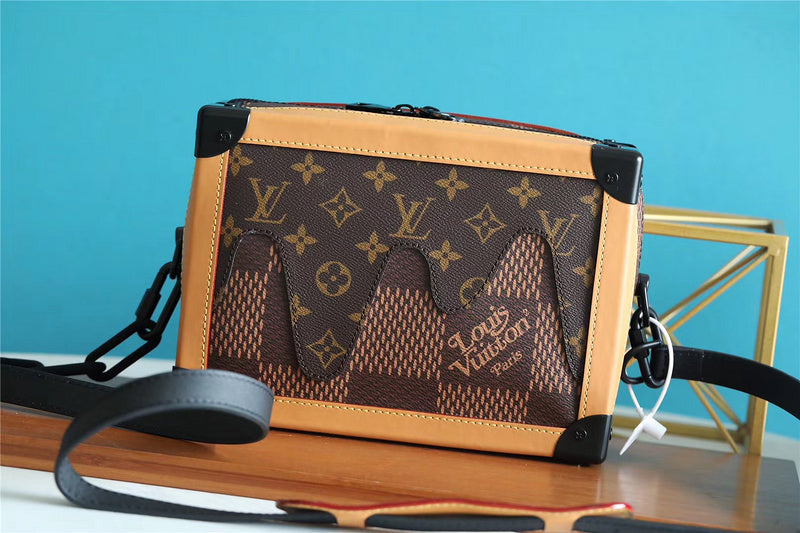 Franco Shops - Louis Vuittons  - 10154