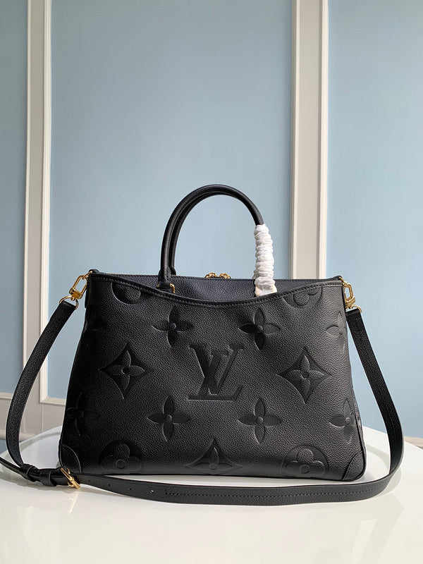 Franco Shops - Louis Vuittons  - 15409